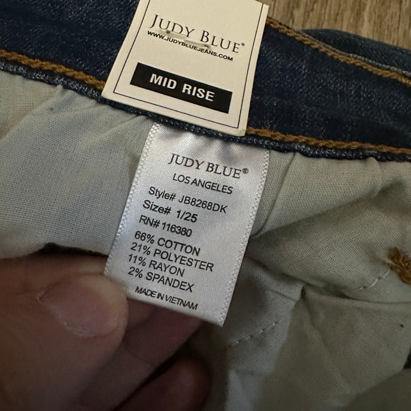 Judy Blue Plaid Patch Distressed Skinny Jeans Mid Rise Dark Wash Size 1/25 - Picture 7 of 10